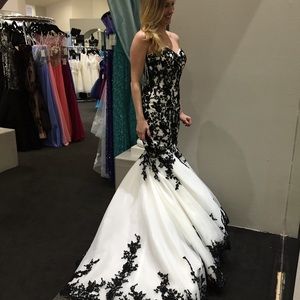 Black lace and white wedding dress